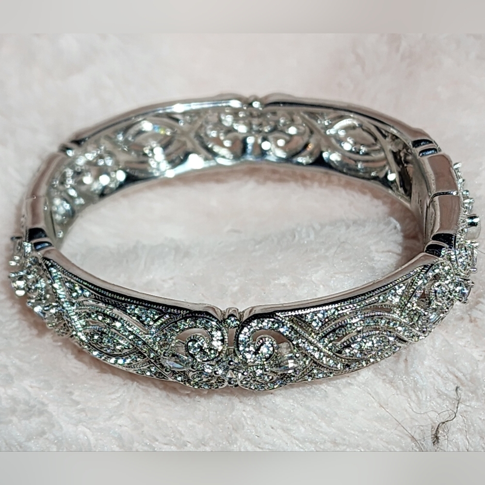 Nadri Crystal Studded Silver Tone Bangle Bracelet